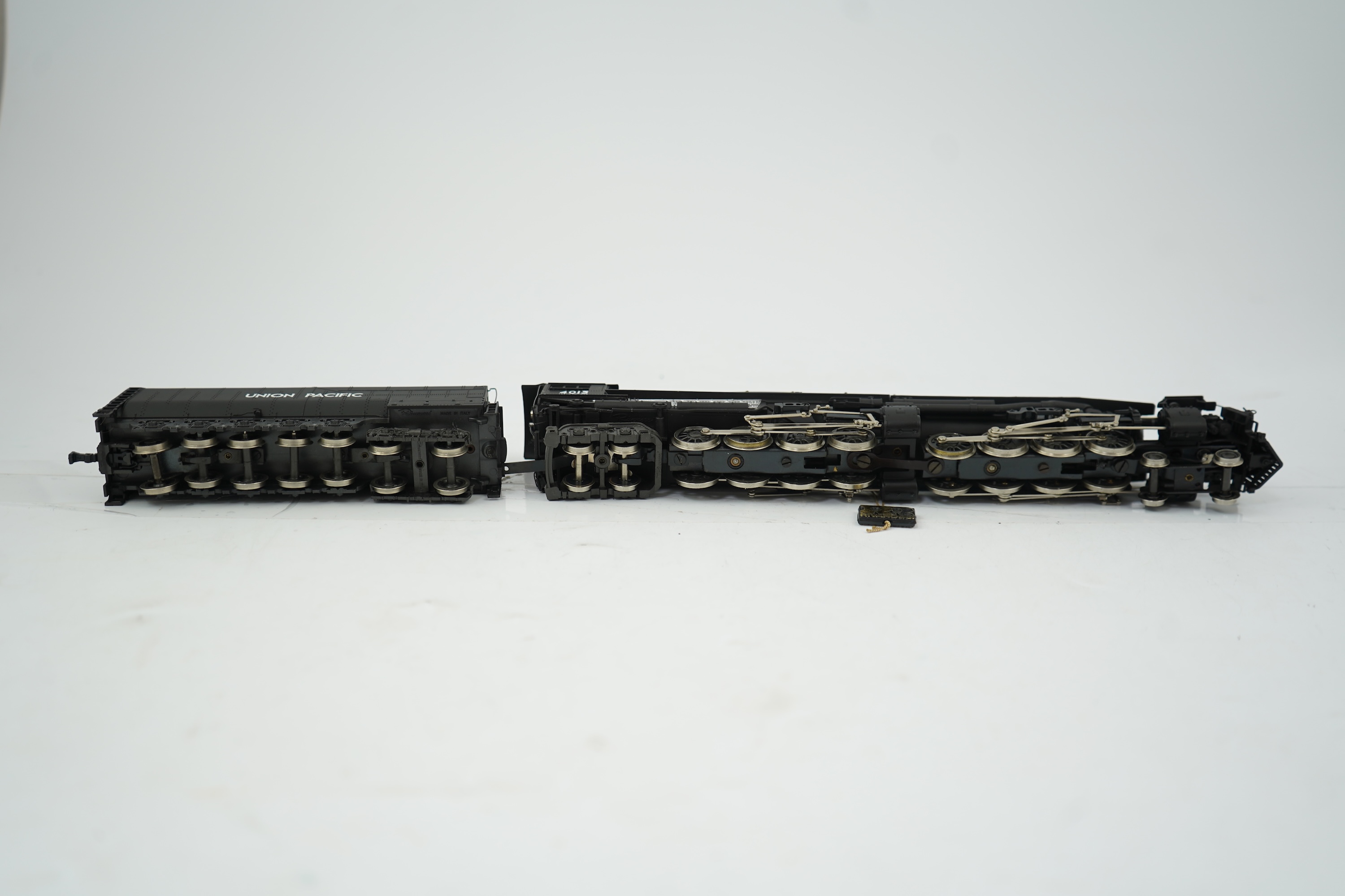 Two HO gauge Union Pacific locomotives; a Rivarossi Big Boy, 4013, 4-8-8-4 tender locomotive, together with LMB Models, Japan, 5093, 4-10-2 locomotive with bogie tender, both powered for two rail operation.